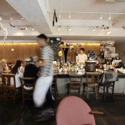 Work for a Restaurant in Tokyo